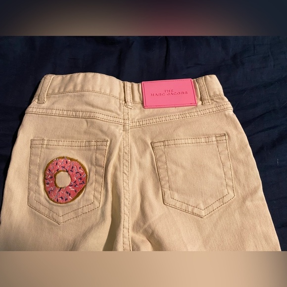 The Marc Jacobs Kids White Jeans with Donut Patch Luxury Designer Denim - Picture 5 of 8